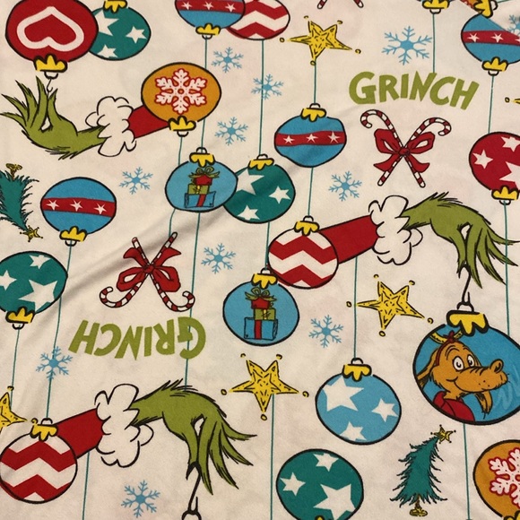 Dr Suess Enterprises The Grinch Pajama Set - Picture 9 of 9